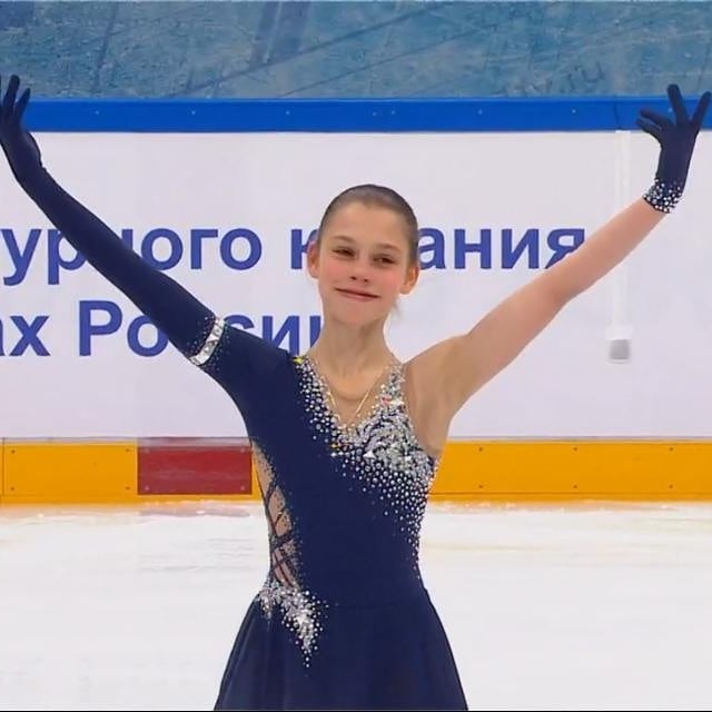 Три фигуриста школы по ЗВС стали кандидатами в мастера спорта