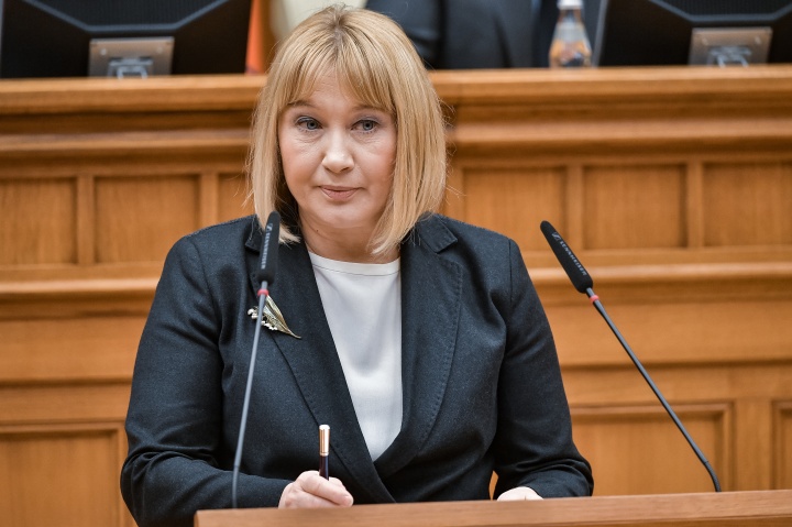 Размер пособия на первого ребенка увеличили в Подмосковье 