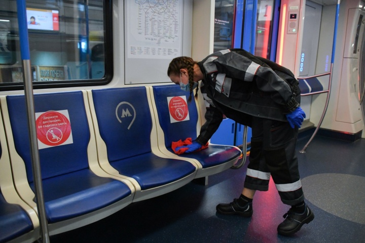 Химчанам на заметку: как проводят дезинфекцию вагонов в Московском метрополитене