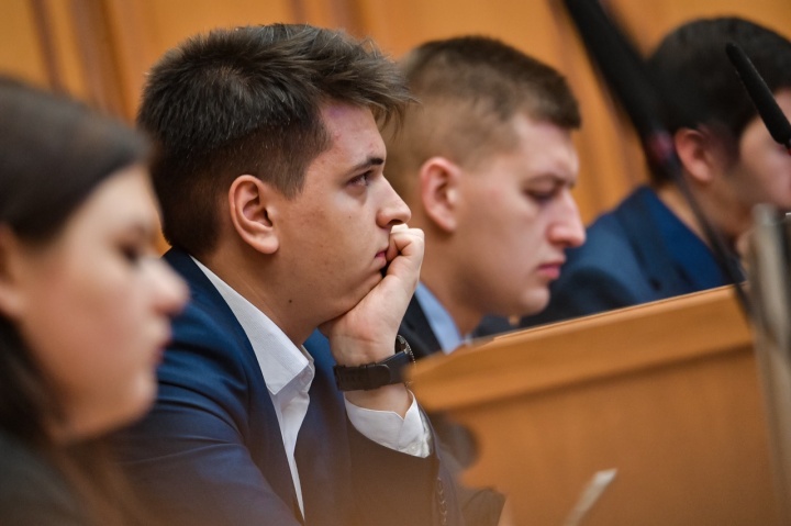 В округе стартовала кампания по формированию нового состава молодежного парламента