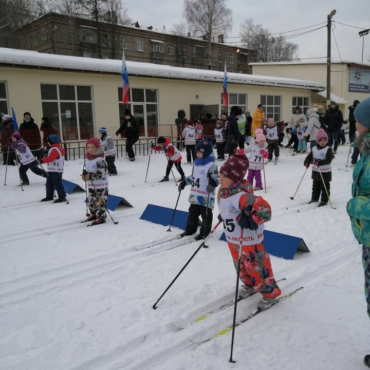 Команды детских садов Химок собрались на ежегодном лыжном празднике «Юные лыжники «Снежинки»-2021»