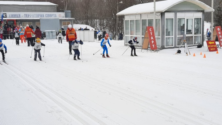 Предновогодние гонки сезона: химкинские спортсмены вышли на старт домашних соревнований по биатлону и лыжным гонкам