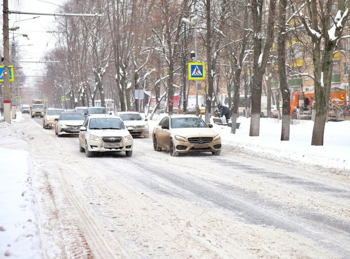 Жителей городского округа призвали отказаться от дальних поездок на личном транспорте