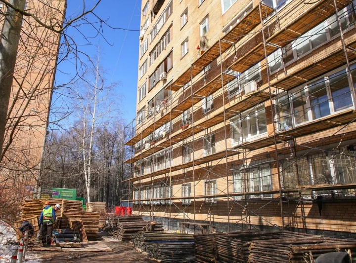 Заселение пострадавшего от взрыва дома в Химках начнется в конце августа