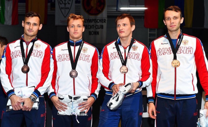 Бронзовая медаль Дмитрия Жеребченко на Кубке мира по фехтованию на рапире в Германии
