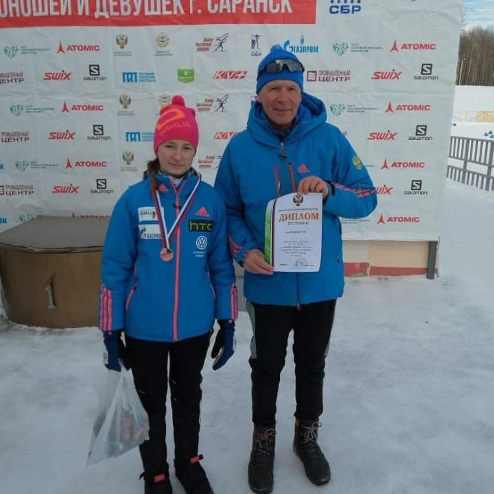 Биатлонистка Ксения Колпакова выиграла бронзу по итогам смешанной эстафеты Первенства России