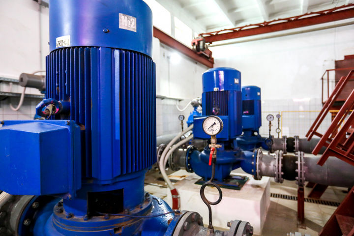 Водопроводные трубы на трех улицах проверили в Химках