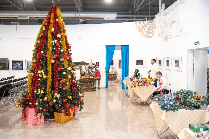 Новогоднюю ярмарку открыли в Химках