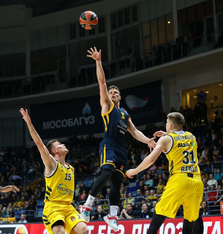 Баскетбольные «Химки» в гостях сыграют против греческого «Олимпиакоса»