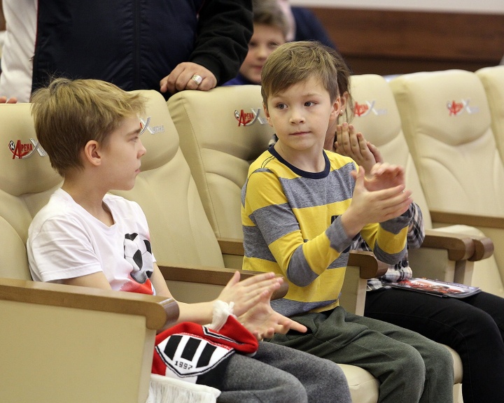 Мастер-класс от ФК «Химки» и РООИ «Перспектива» в рамках новогодней акции