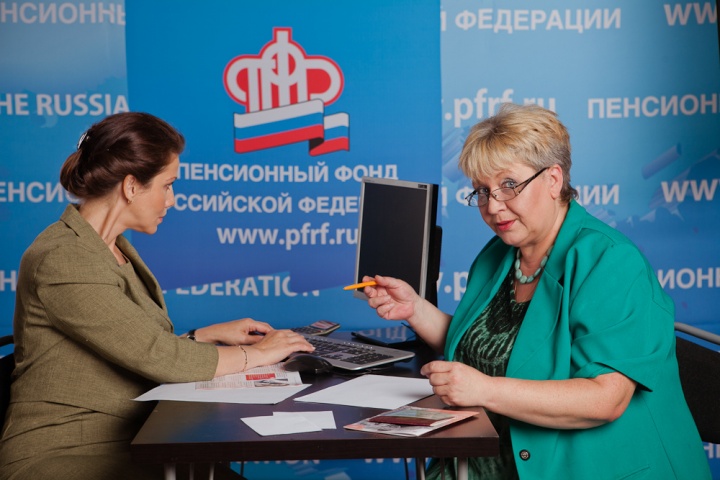 С 1 апреля социальные пенсии проиндексируют на 3,4%