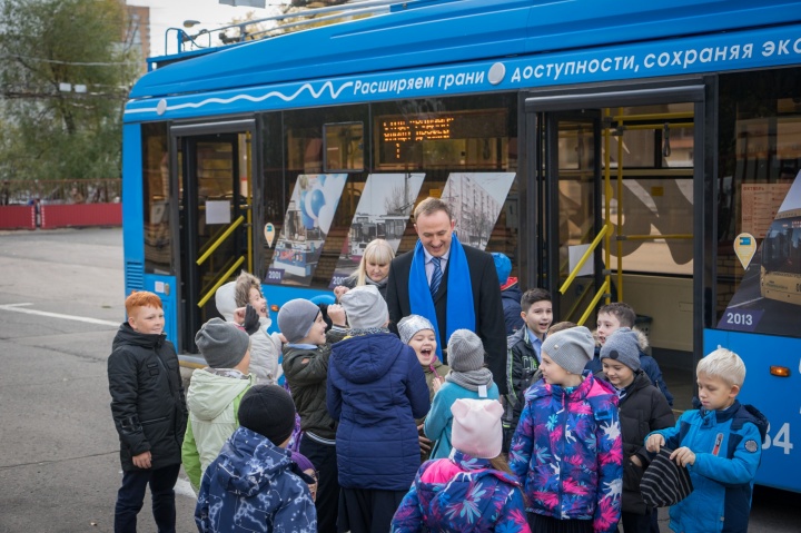 Школьники посетили троллейбусное предприятие «Химкиэлектротранс»