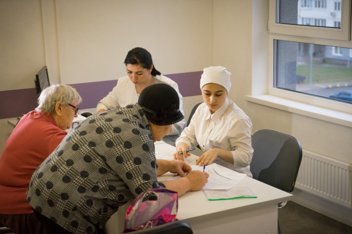 Химкинские пенсионеры могут пройти бесплатную диспансеризацию