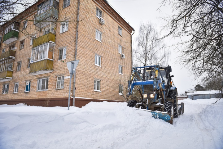 Снег убрали, теперь нужно вывезти!